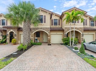 2714 NW 55th Ave, Margate, FL 33063