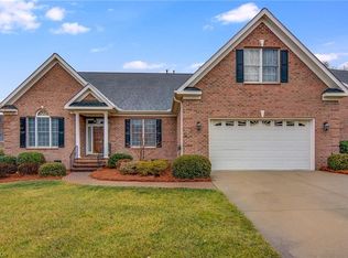 4733 Barrington Place Ct, Jamestown, NC 27282