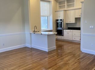 22 Beacon St #2-Z, Boston, MA 02108