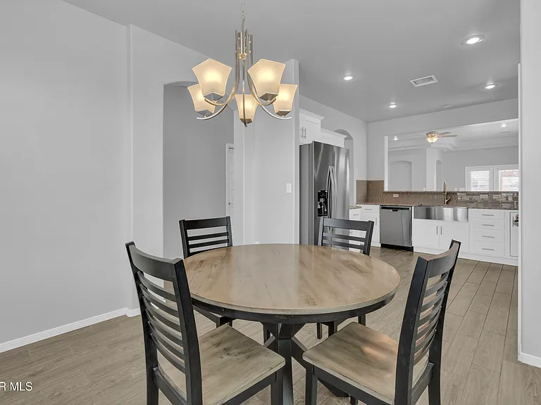 7846 Enchanted Ridge Dr — Photo 8