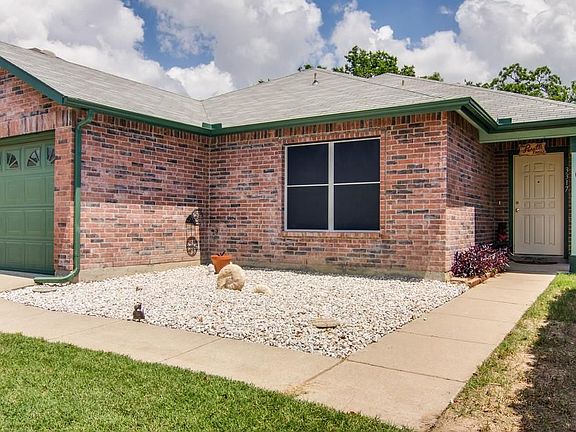 3rd image of 3317 Chapel Wood Ct