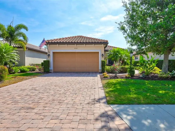 5133 Serata Dr, Bradenton, FL 34211