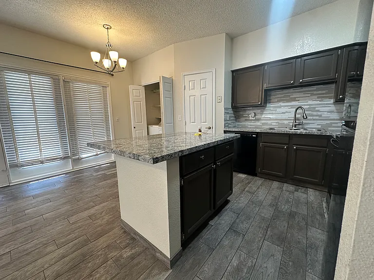 2601 W Broadway Blvd #554 — Photo 11