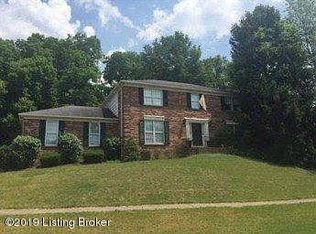 2107 Bainbridge Row Dr, Indian Hills, KY 40207