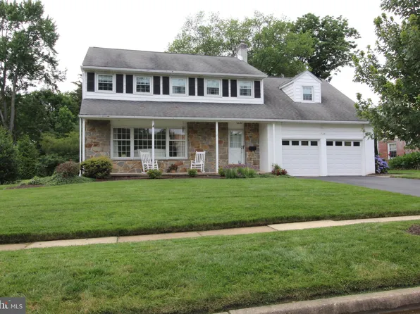 729 Halstead Rd, Wilmington, DE 19803