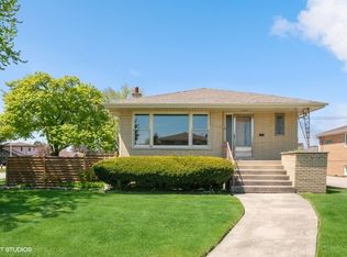 8258 Mason Ave, Burbank, IL