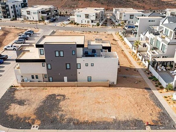 3rd image of 544 S Desert Color Pkwy #5-E