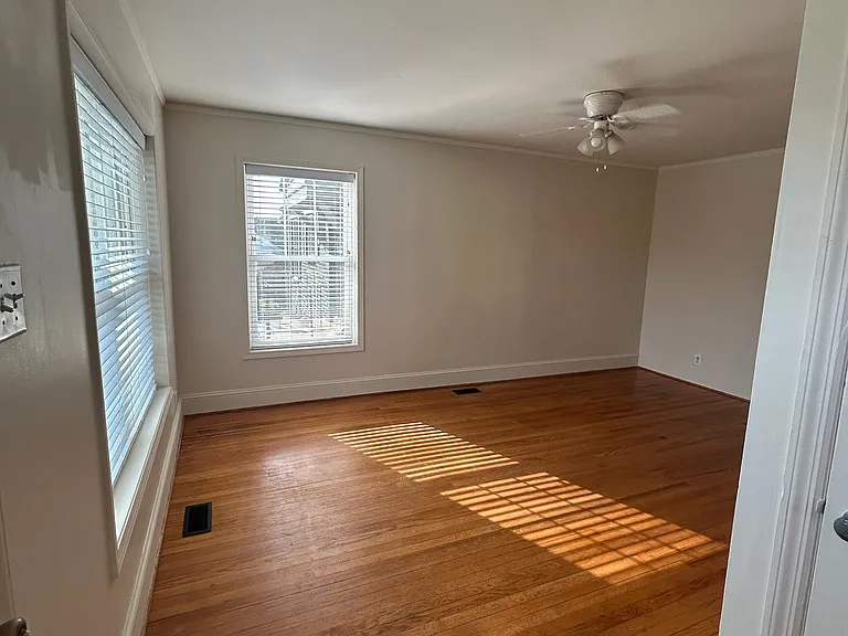 2316 Lyon St — Photo 5