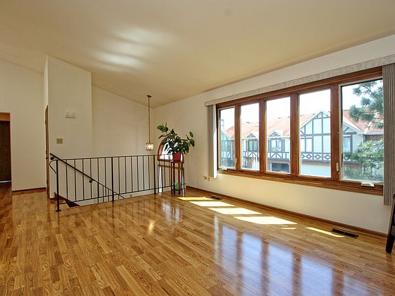 2nd image of 9285 Windsor Pkwy #106