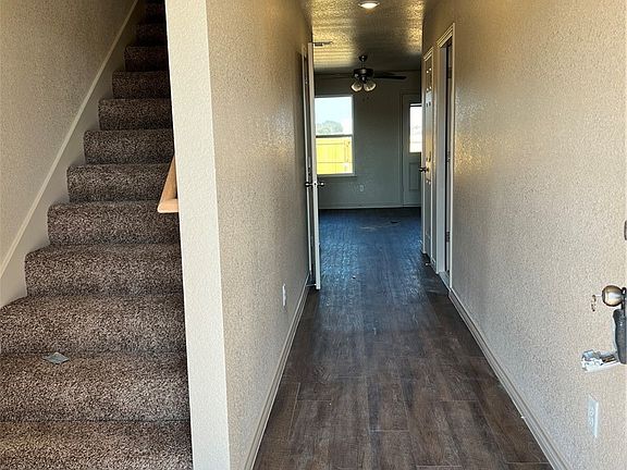3rd image of 1016 Cline Dr