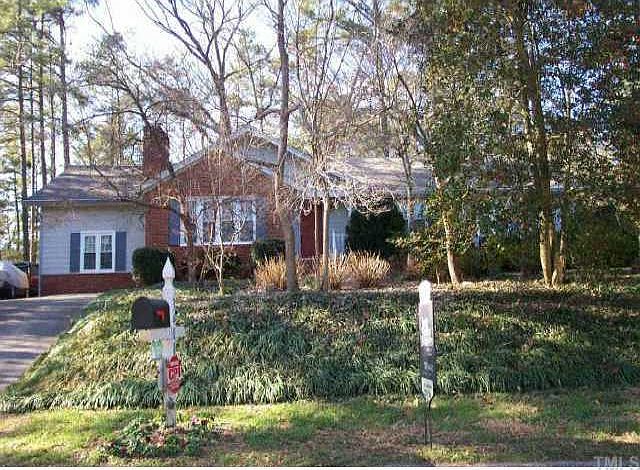 3400 Fairhill Dr