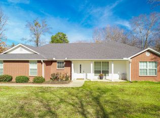 881 S Mimosa Rd, Gilmer, TX 75644