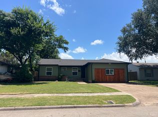 2504 W 7th St, Irving, TX 75060