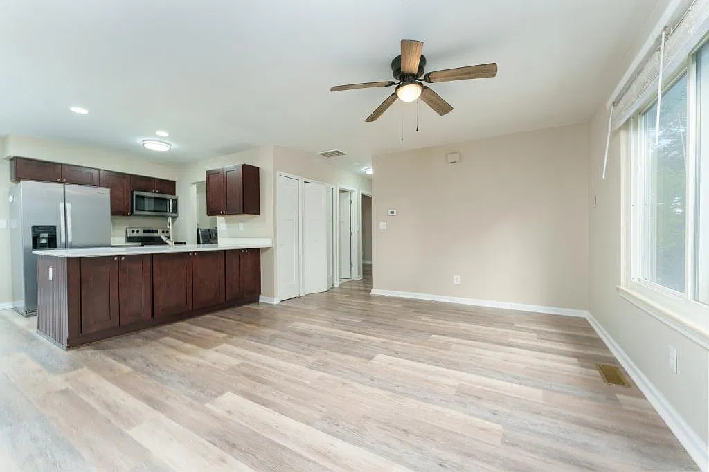 10257 E Grand River Ave — Photo 3