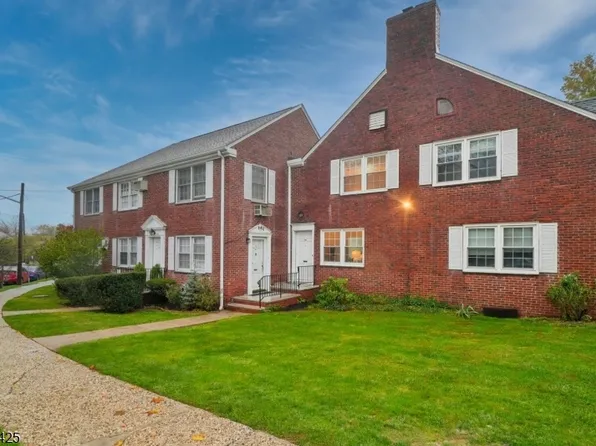 74 Meadowbrook Pl, Maplewood Twp., NJ 07040