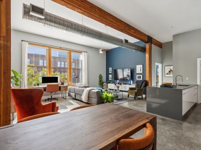 2502 Live Oak St APT 208, Dallas, TX, 75204