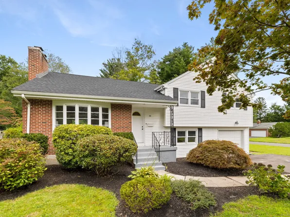 44 Brightview Drive, West Hartford, CT 06117