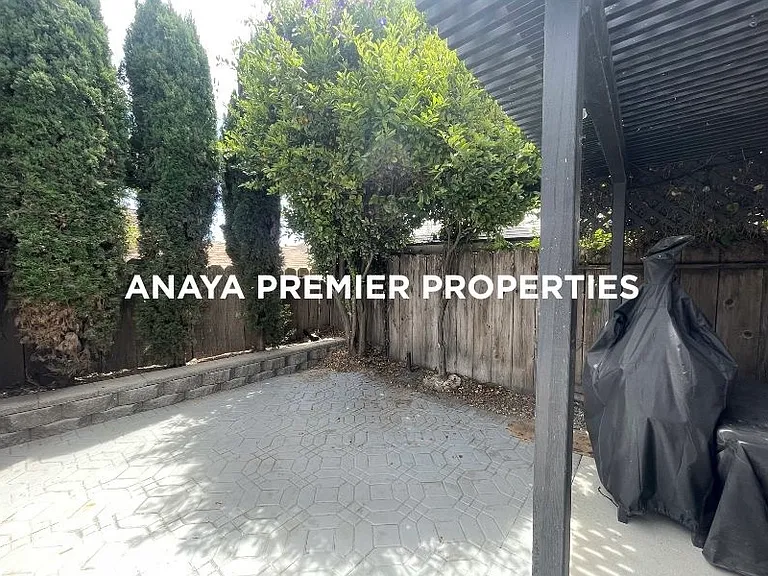 1081 Ofarrell Ct — Photo 6