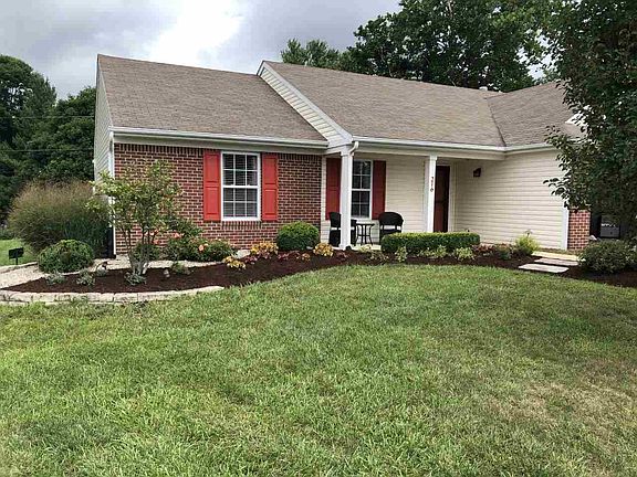4th image of 216 Arbor Dr