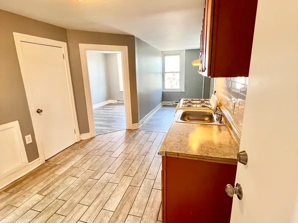 904 E Tioga St APT 2, Philadelphia, PA 19134