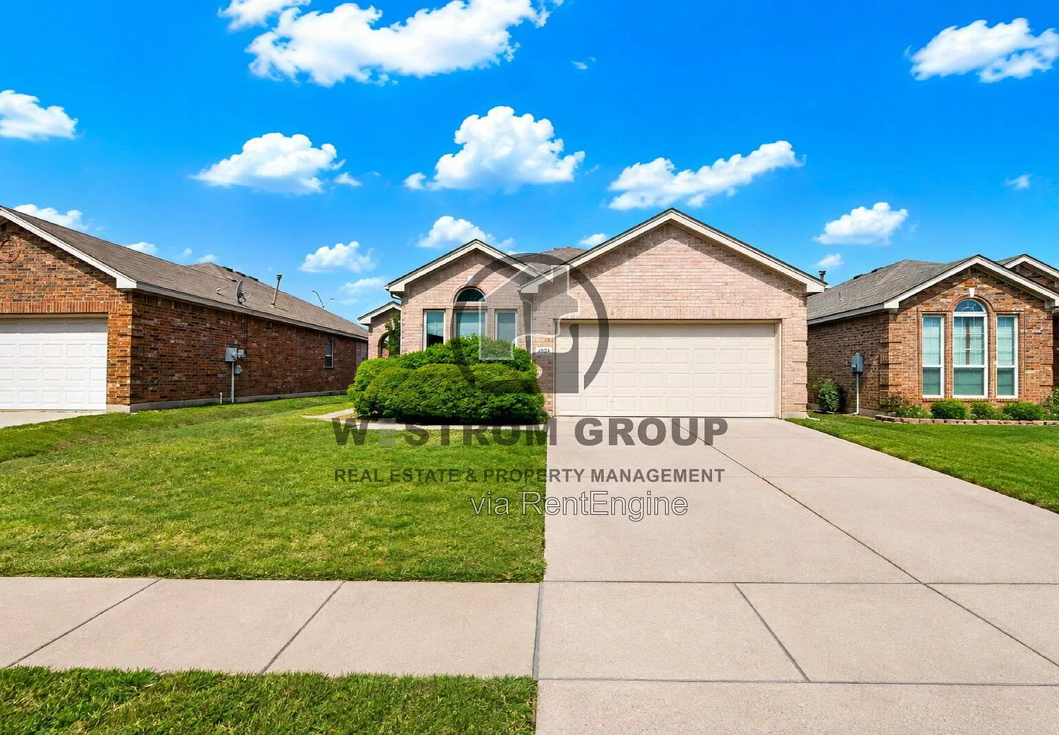 3 bed, 2.0 bath, 1692 sqft, $1,995 — Photo 1