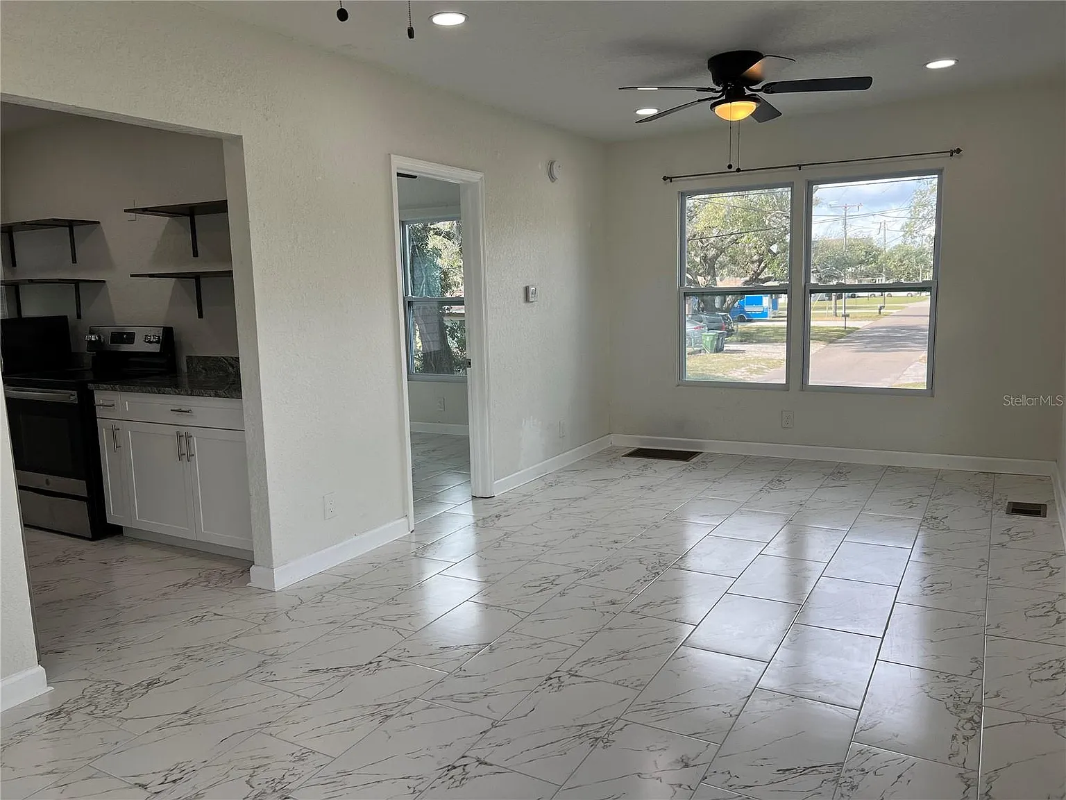 2 bed, 1360 sqft, $2,200 — Photo 1