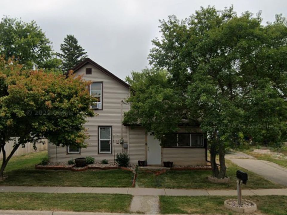 1st image of 200 N Rutland Ave