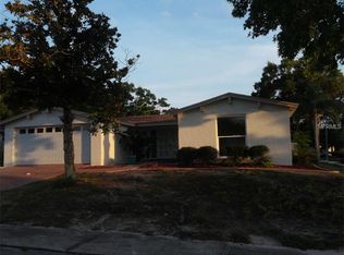 7724 Chalafonte Dr, Port Richey, FL 34668