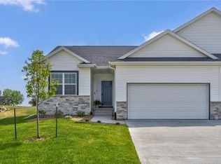 3093 Duckhorn Cv, Marion, IA 52302