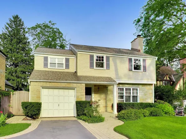1020 Pontiac Rd, Wilmette, IL 60091