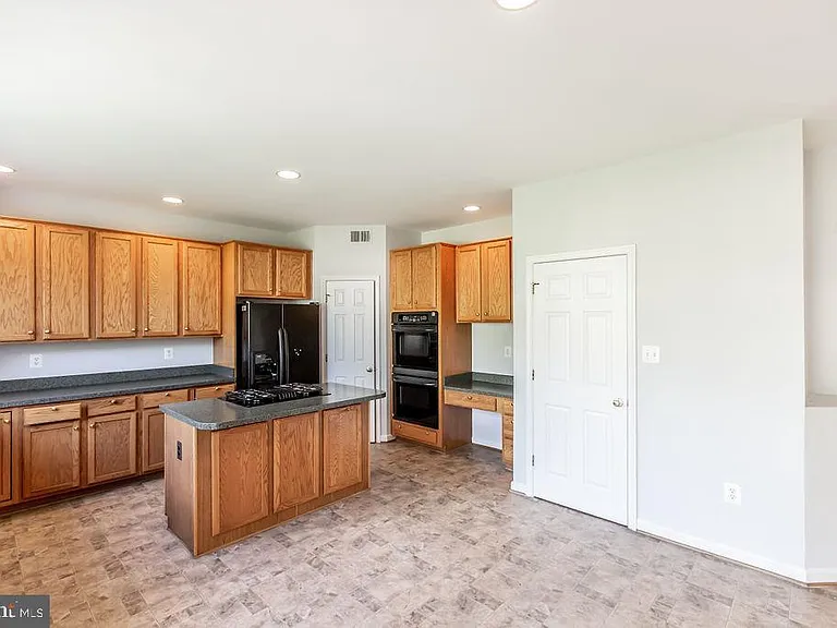 12075 Serenity Pl — Photo 16