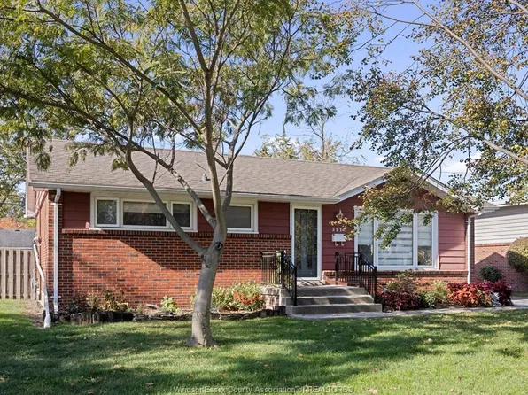 3511 Charlevoix Ave, Windsor, ON N9E 3B4