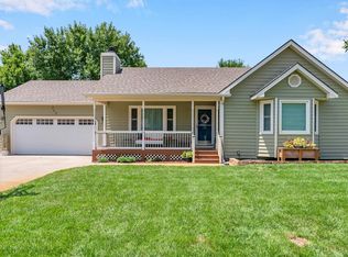 706 E Karla Ct, Haysville, KS 67060