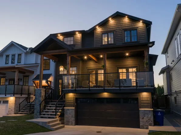 20859 Golf Ln, Maple Ridge, BC V2X 1M2