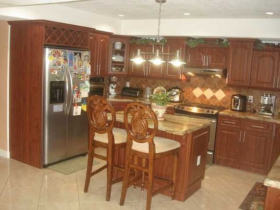 3rd image of 19000 W Lake Dr #19000