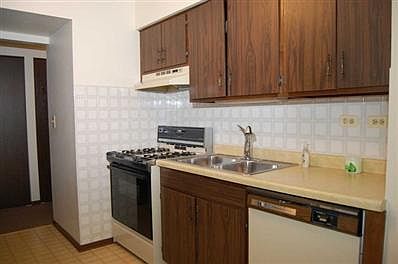5th image of 1840 W Highland Ave APT 106E