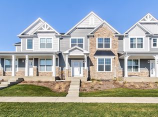 389 Hoffman Dr #0, Lincolnshire, IL 60069