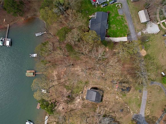 5th image of 115 Crosby Dr