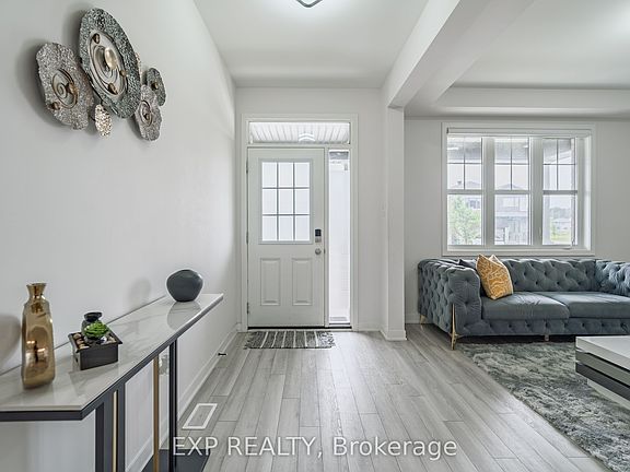 2nd image of 428 Meynell Rd