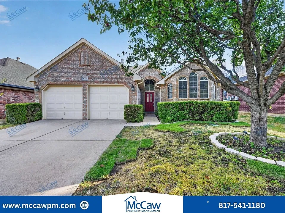 4520 Angelina Way