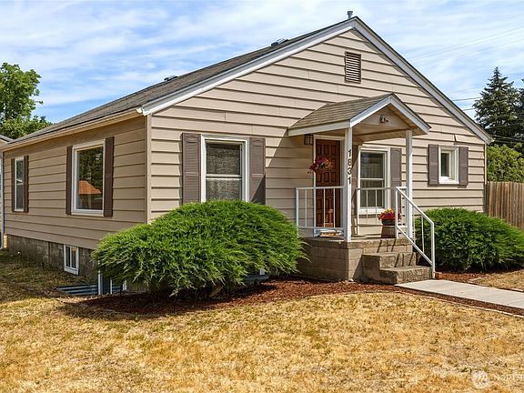 2nd image of 1831 E Alder Street