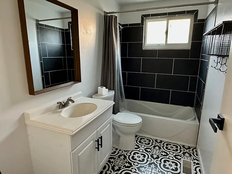 5593 Camerford Dr — Photo 5
