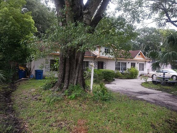 3rd image of 1643 Keats Rd