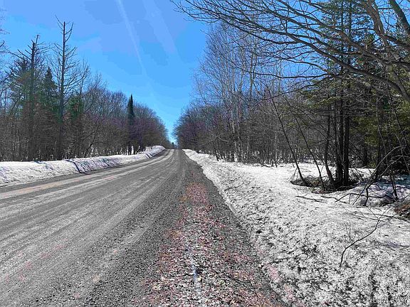 2nd image of 24220 Woodland Rd