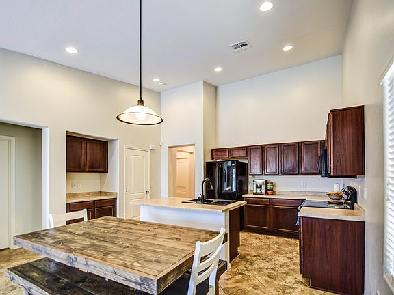 5th image of 31289 N Sundown Dr