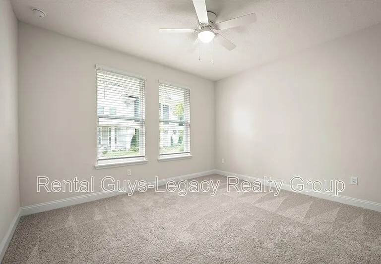 42 Banfield Ln — Photo 5