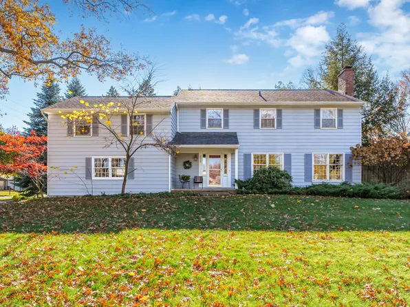 3223 Saint Antoine Ave, Kalamazoo, MI 49006