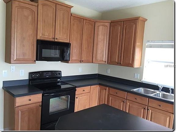 4th image of 300 Clydesdale Cir