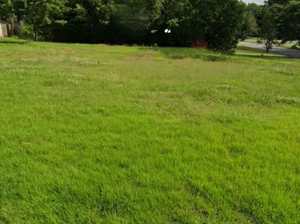 125 SE Wingate Ave SW, Huntsville, AL 35801