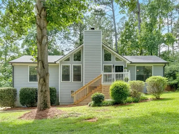 6918 Heritage Pl, Acworth, GA 30102